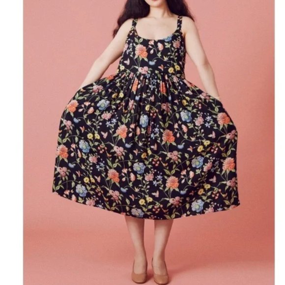 Samantha Pleet Dresses & Skirts - Samantha Pleet “myth” dress in black wallpaper floral print